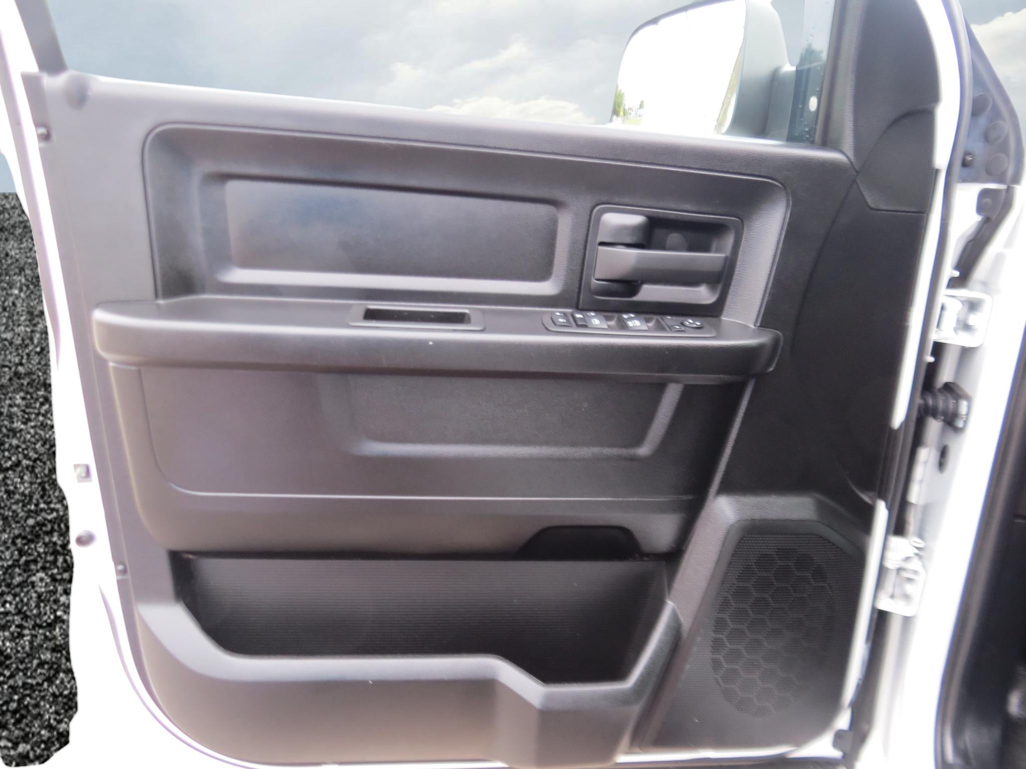 2024 RAM 1500 Classic Tradesman