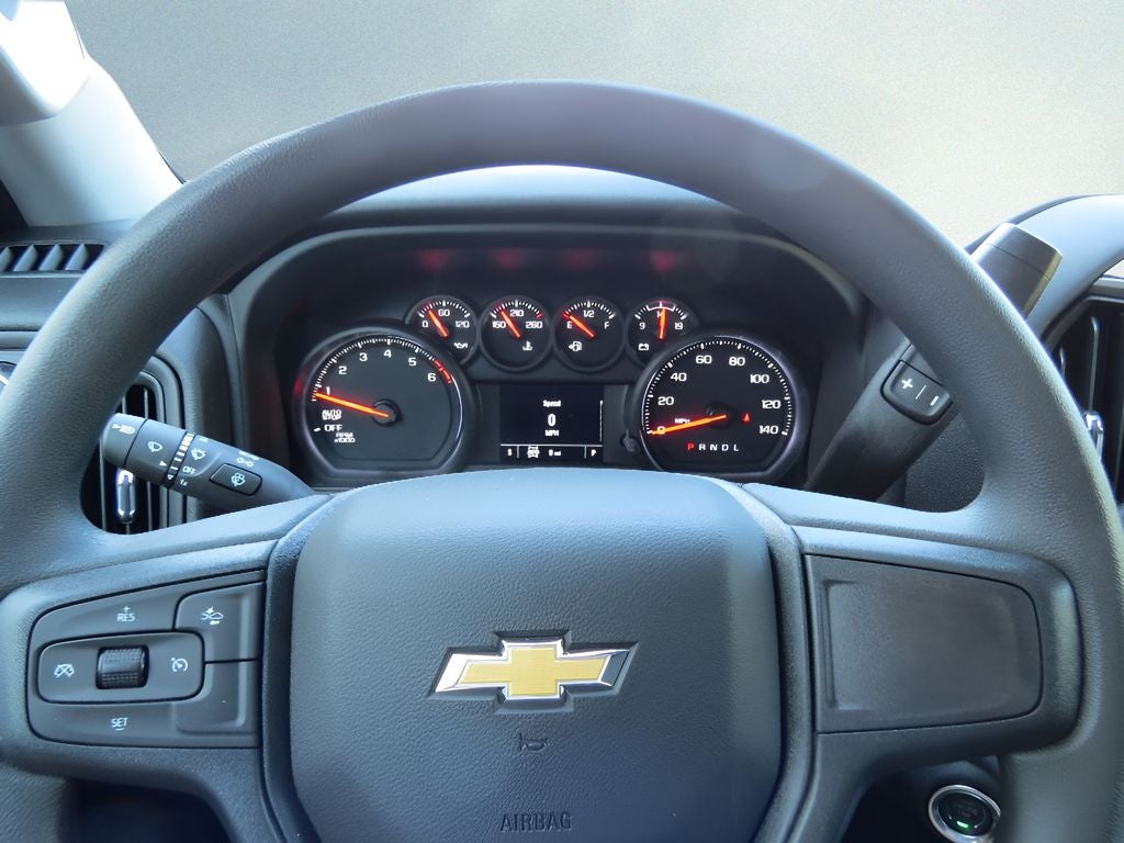 2025 Chevrolet Silverado 1500 Custom