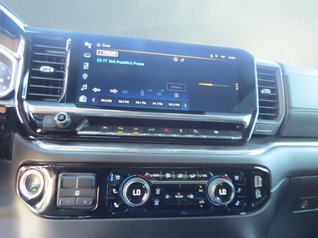 2025 Chevrolet Silverado 1500 LTZ - Photo 19
