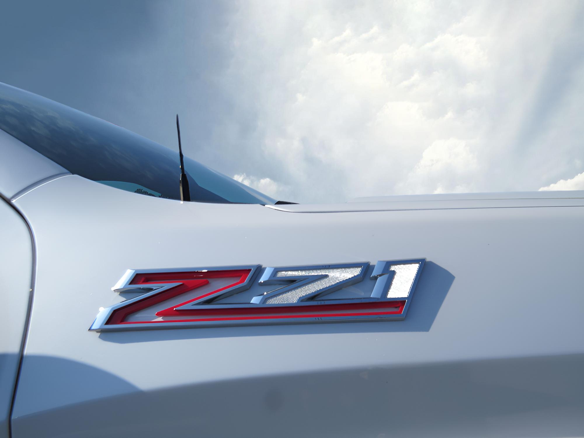 2025 Chevrolet Silverado 1500 LTZ - Photo 25