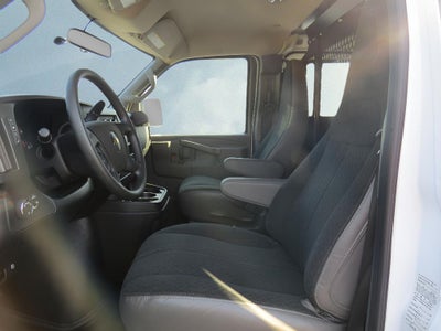 2024 Chevrolet Express Cargo 2500 WT