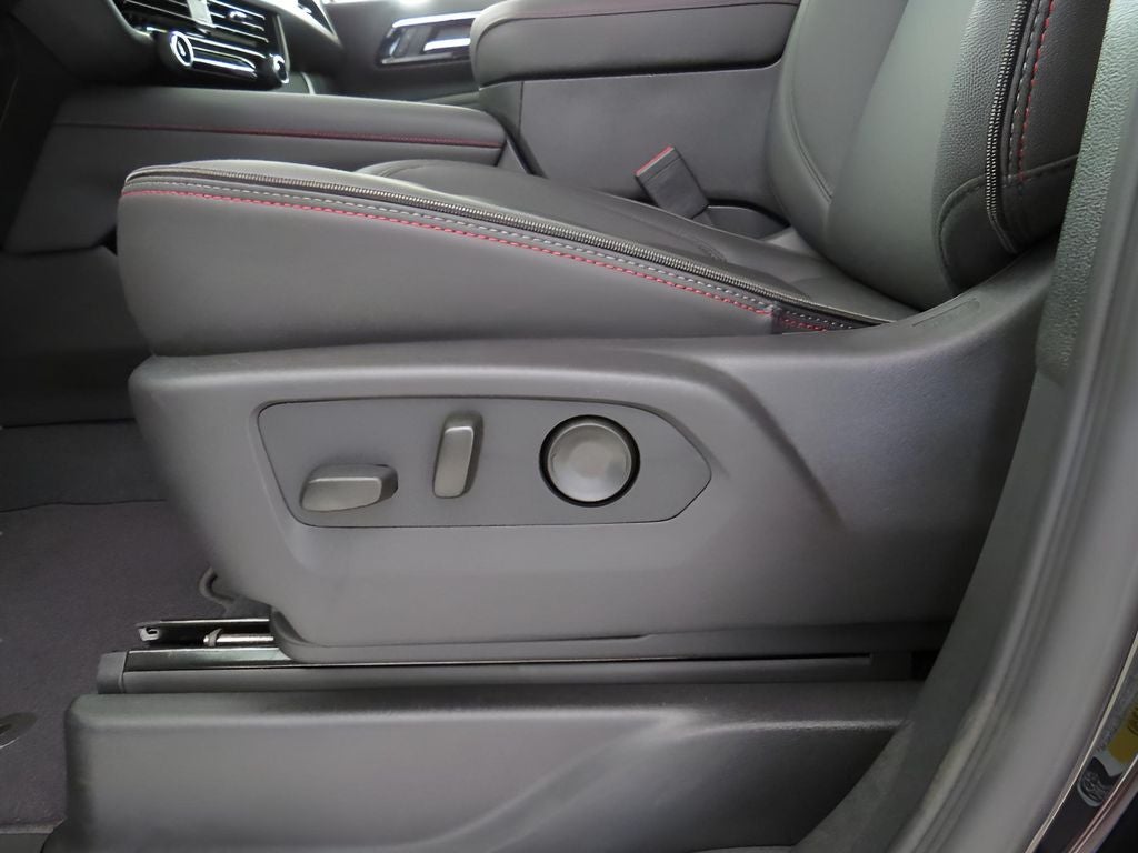 2026 Chevrolet Tahoe RST - Photo 18