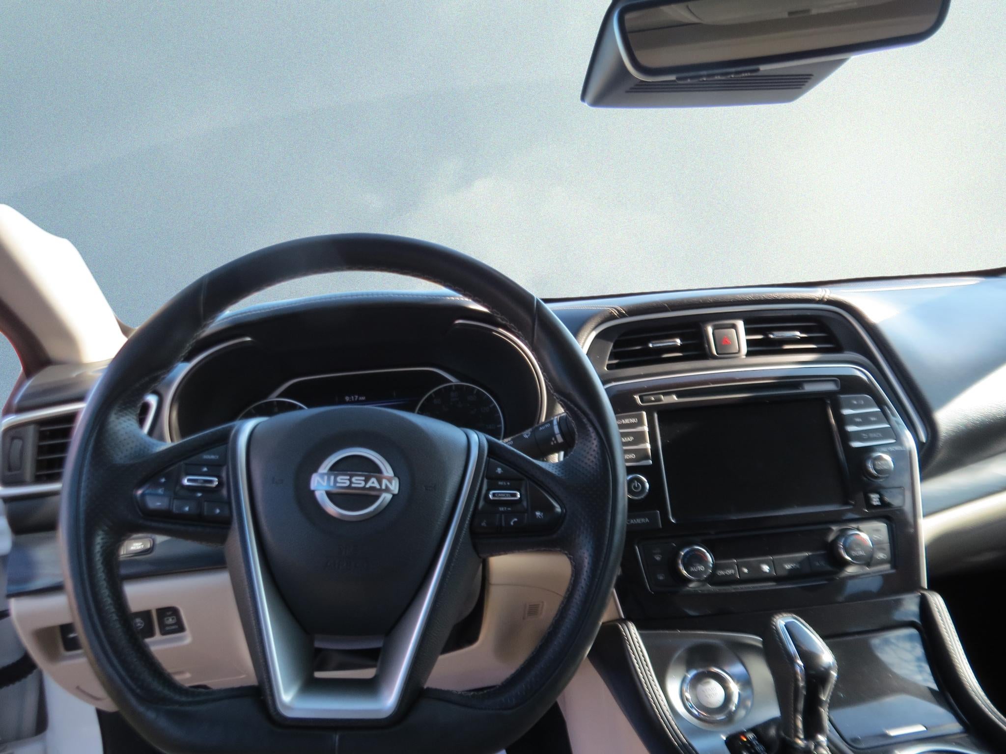 2023 Nissan Maxima Platinum