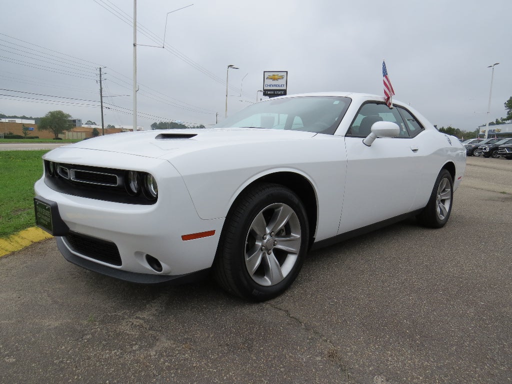 2022 Dodge Challenger SXT
