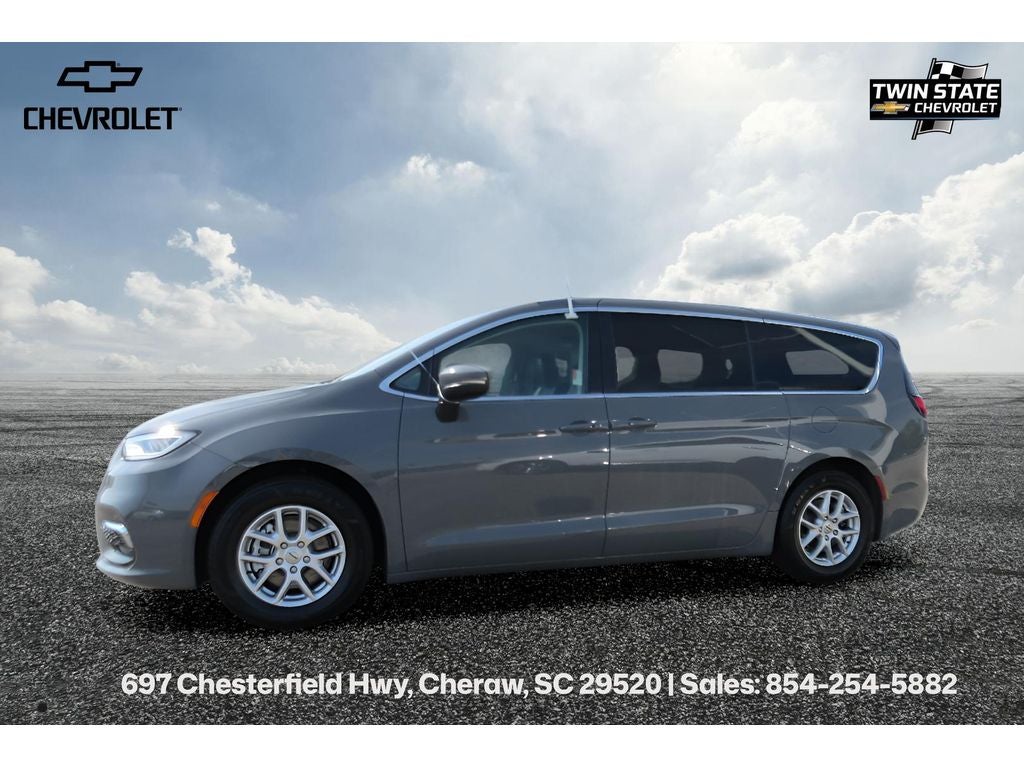 2023 Chrysler Pacifica Touring L
