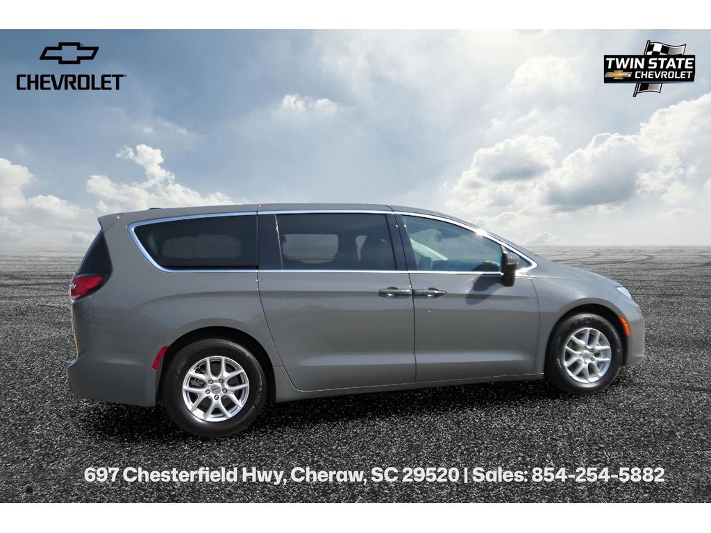 2023 Chrysler Pacifica Touring L