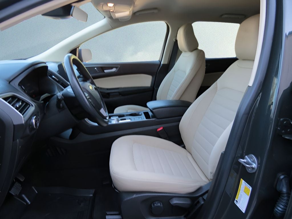 2023 Ford Edge SE