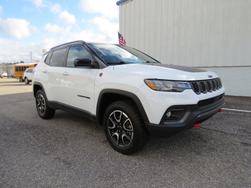 2025 Jeep Compass Trailhawk