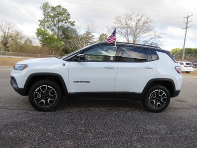 2025 Jeep Compass Trailhawk