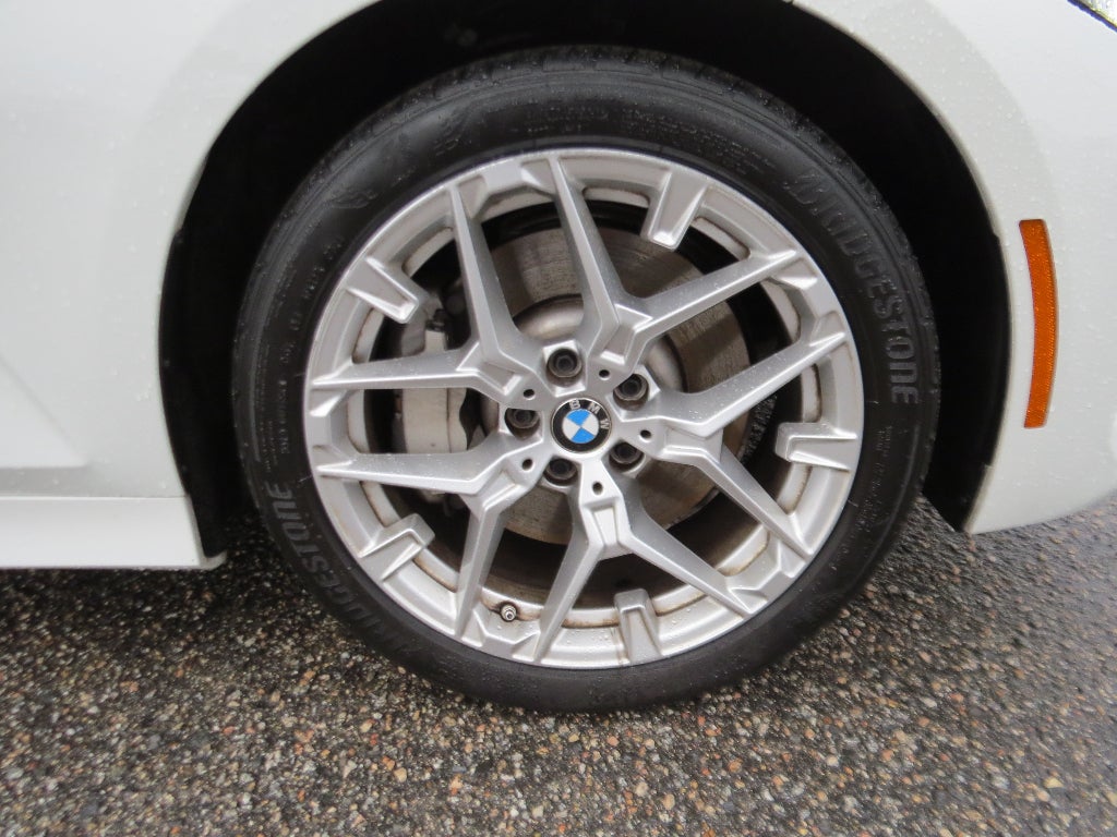 2025 BMW 3 Series 330i