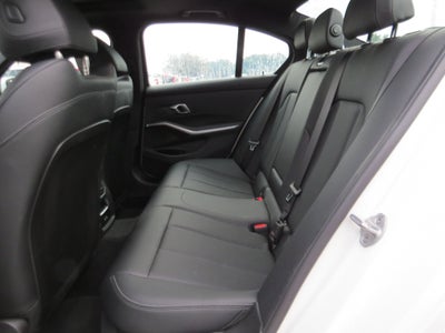 2025 BMW 3 Series 330i