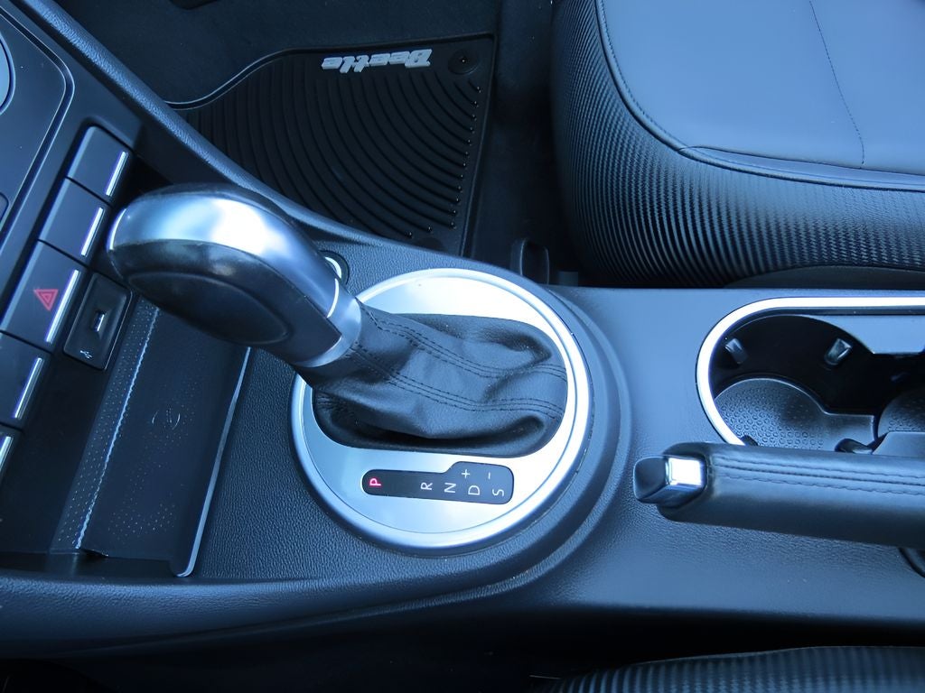 2016 Volkswagen Beetle Convertible 1.8T S