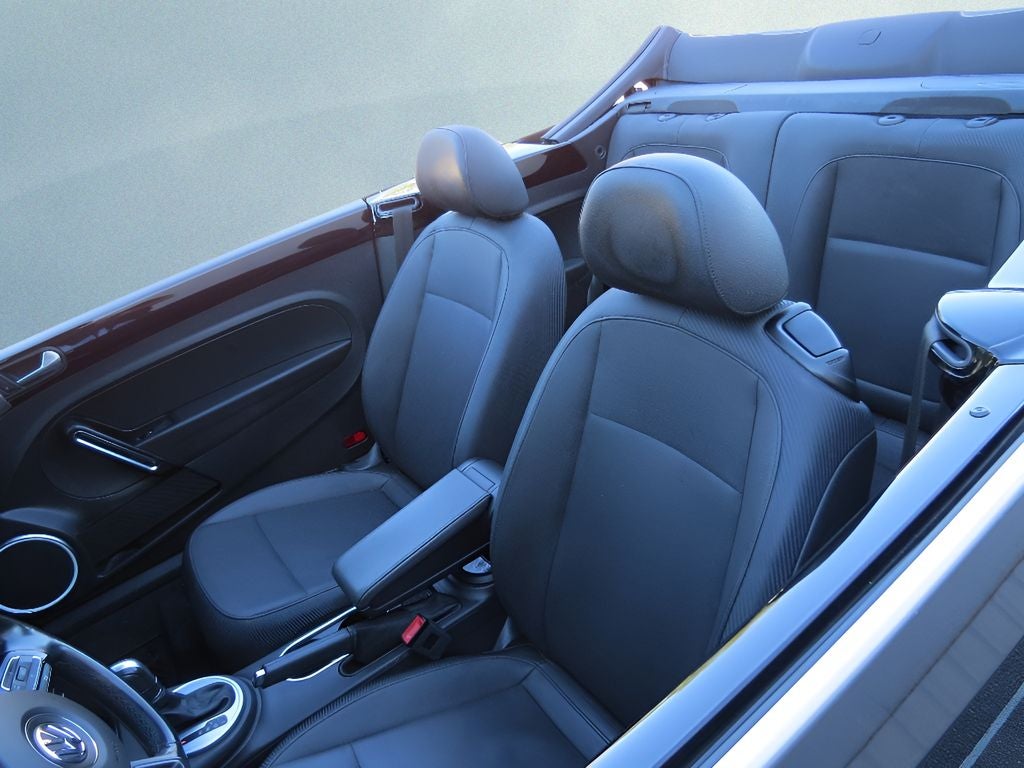 2016 Volkswagen Beetle Convertible 1.8T S