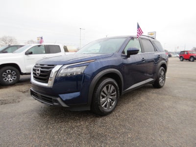 2025 Nissan Pathfinder SV