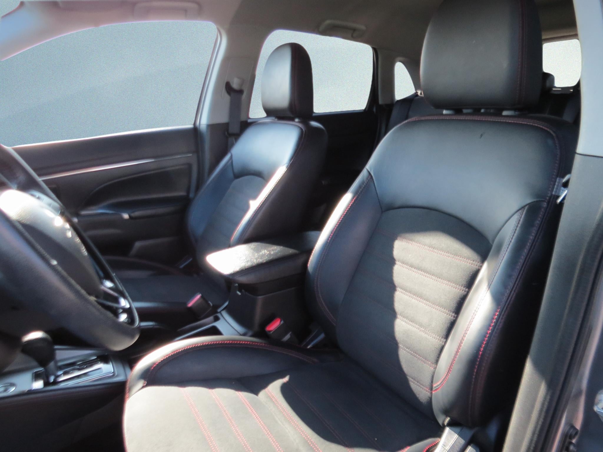 2024 Mitsubishi Outlander Sport S