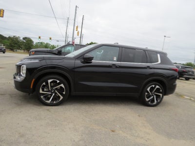 2024 Mitsubishi Outlander SE
