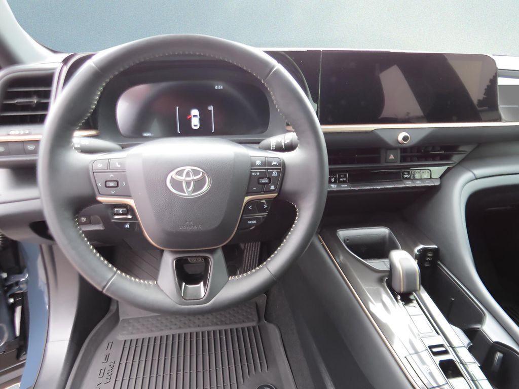 2025 Toyota Crown XLE