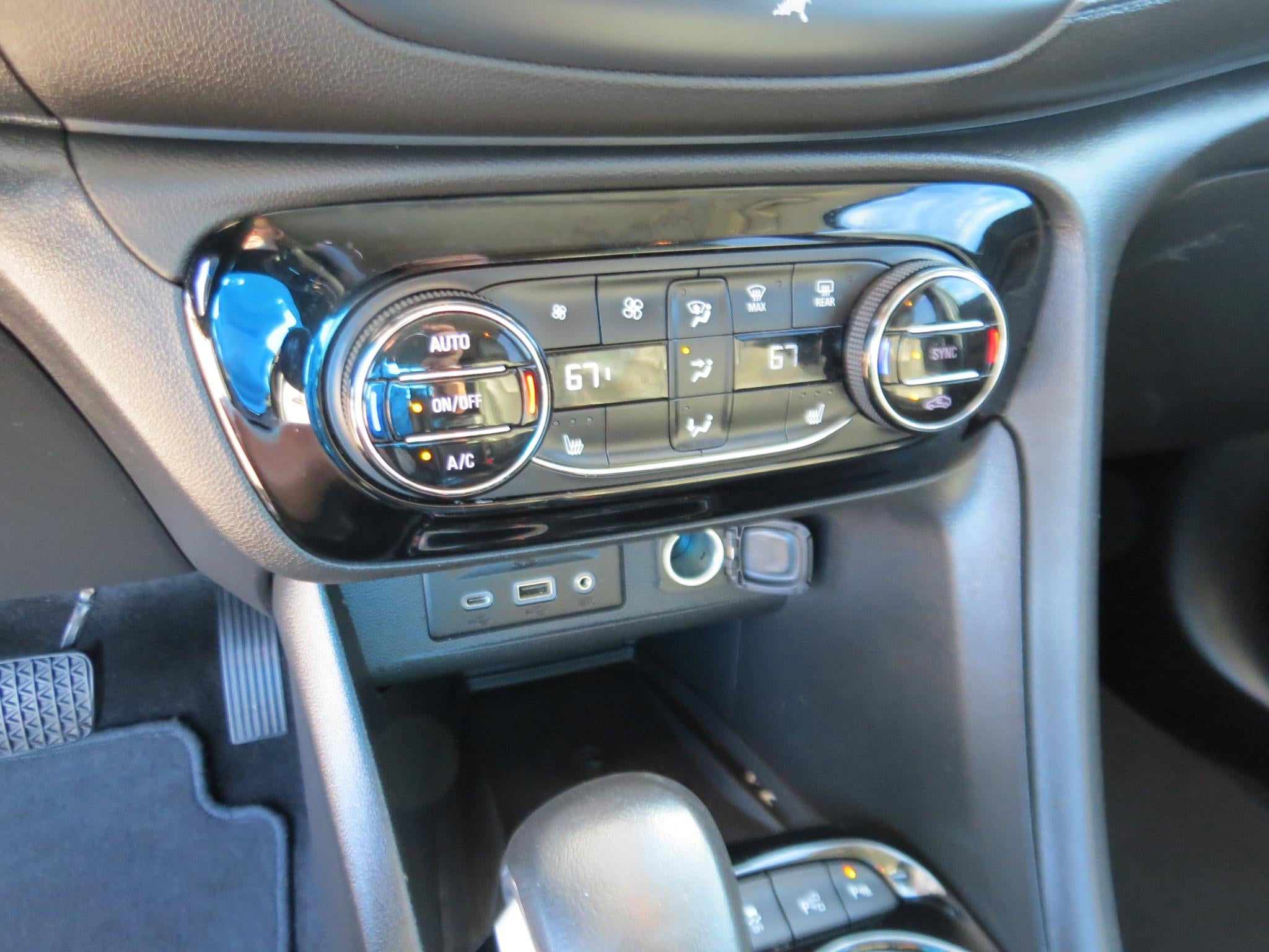 2023 Buick Encore GX Essence